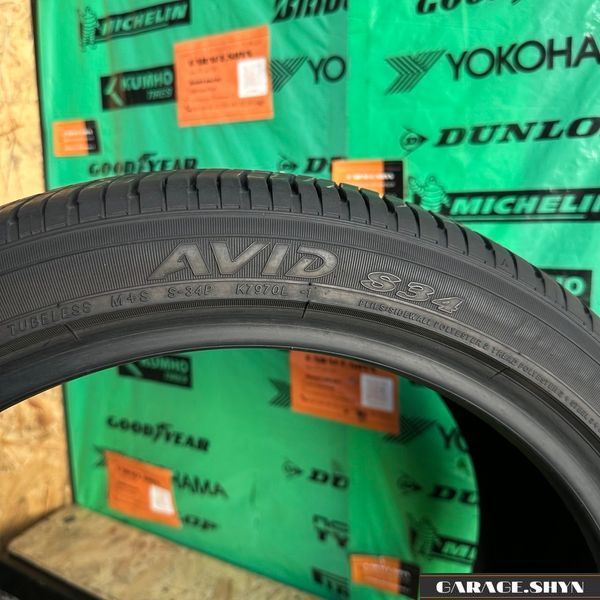 225/40 R18 Yokohama Avid S 34 M+S Всесезонні шини б/в 00402 фото