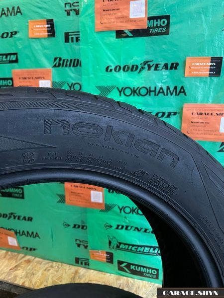 215/55 R17 Nokian Hakkapeliitta R2 Зимові шини б/в 00374 фото