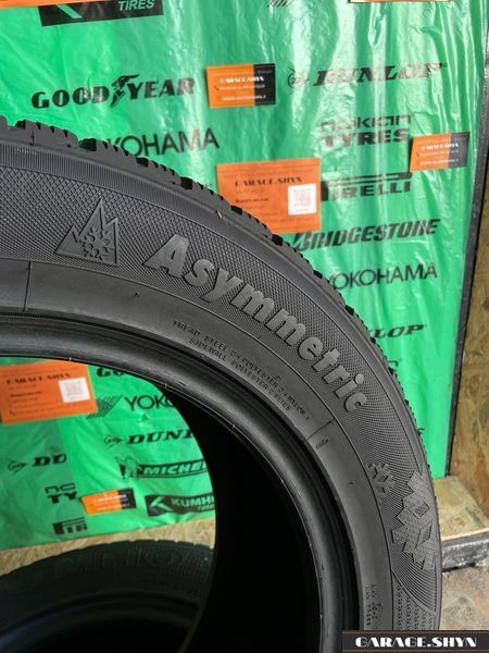 235/55 R17 Kumho I Zen RV Asymmetric Зимові шини б/в 00425 фото